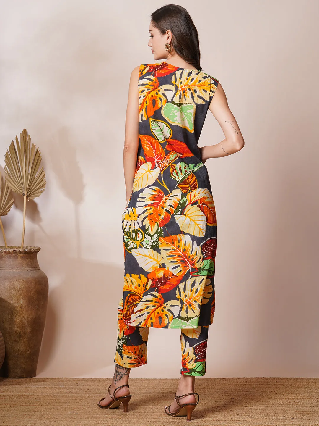 Abstract Tropical Floral Printed Straight Fit Co-ord Set - Grey