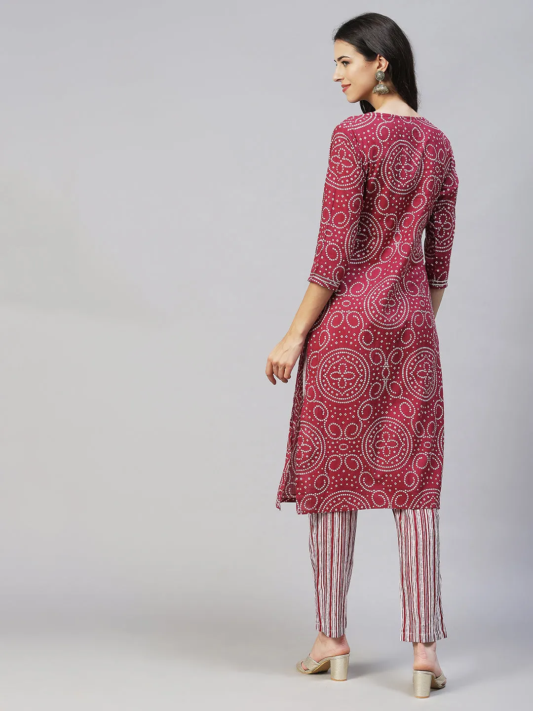 Bandhani Printed & Embroidered Straight Kurta with Pants - Light Wine