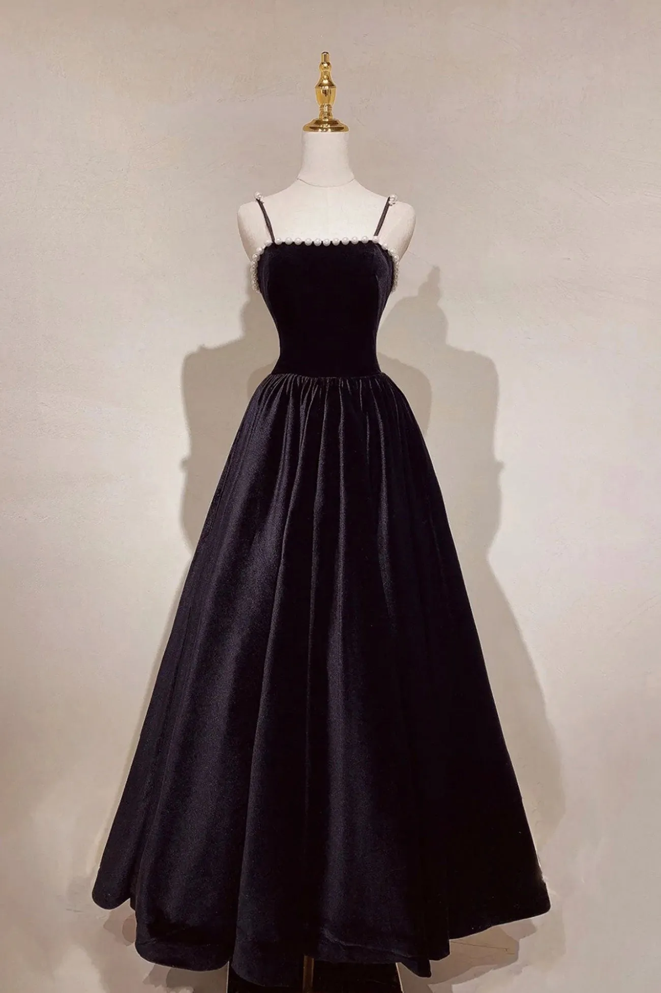 Black Velvet Pearls Long Prom Dresses Black A-Line Evening Party Dresses