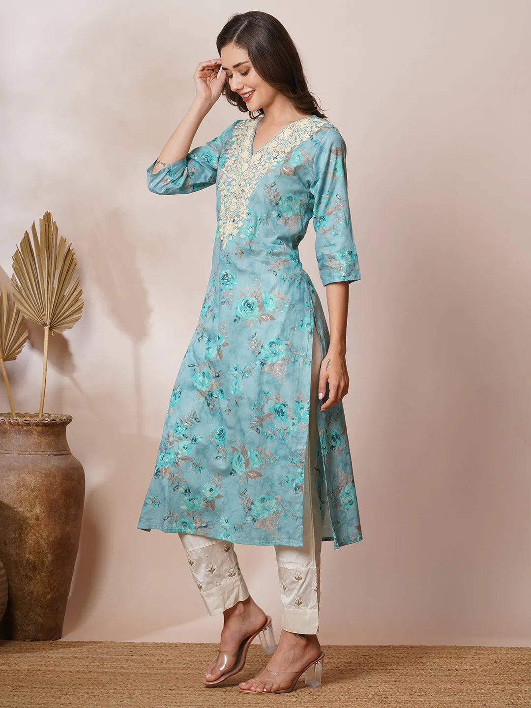 Chikankari Embroidered & Ethnic Foil Printed Straight Fit Kurta - Blue