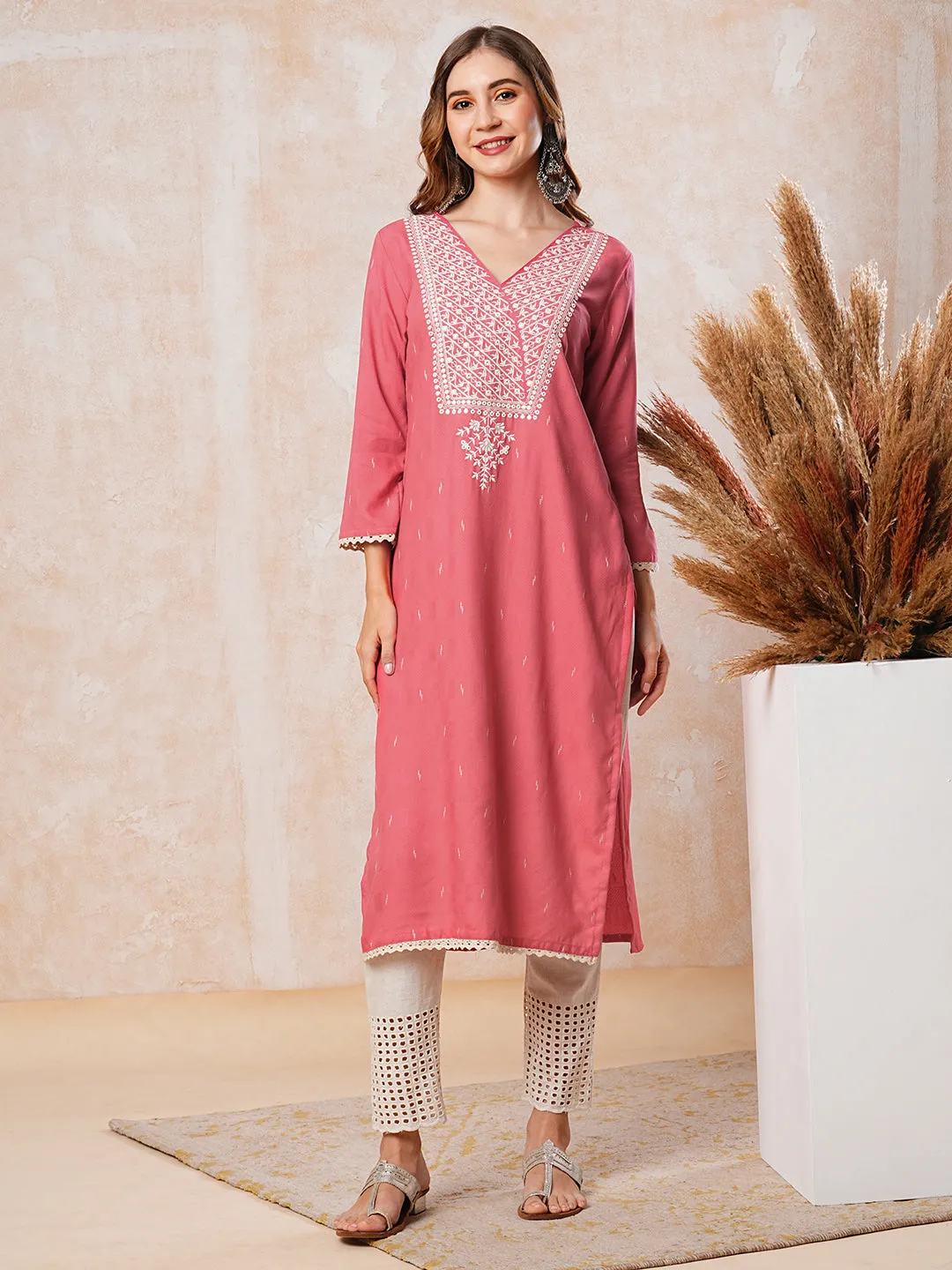 Dobby Design Mirror & Resham Embroidered Kurta - Peach