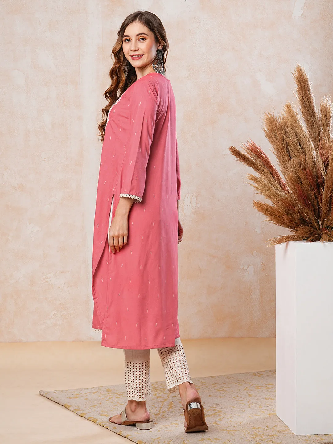 Dobby Design Mirror & Resham Embroidered Kurta - Peach