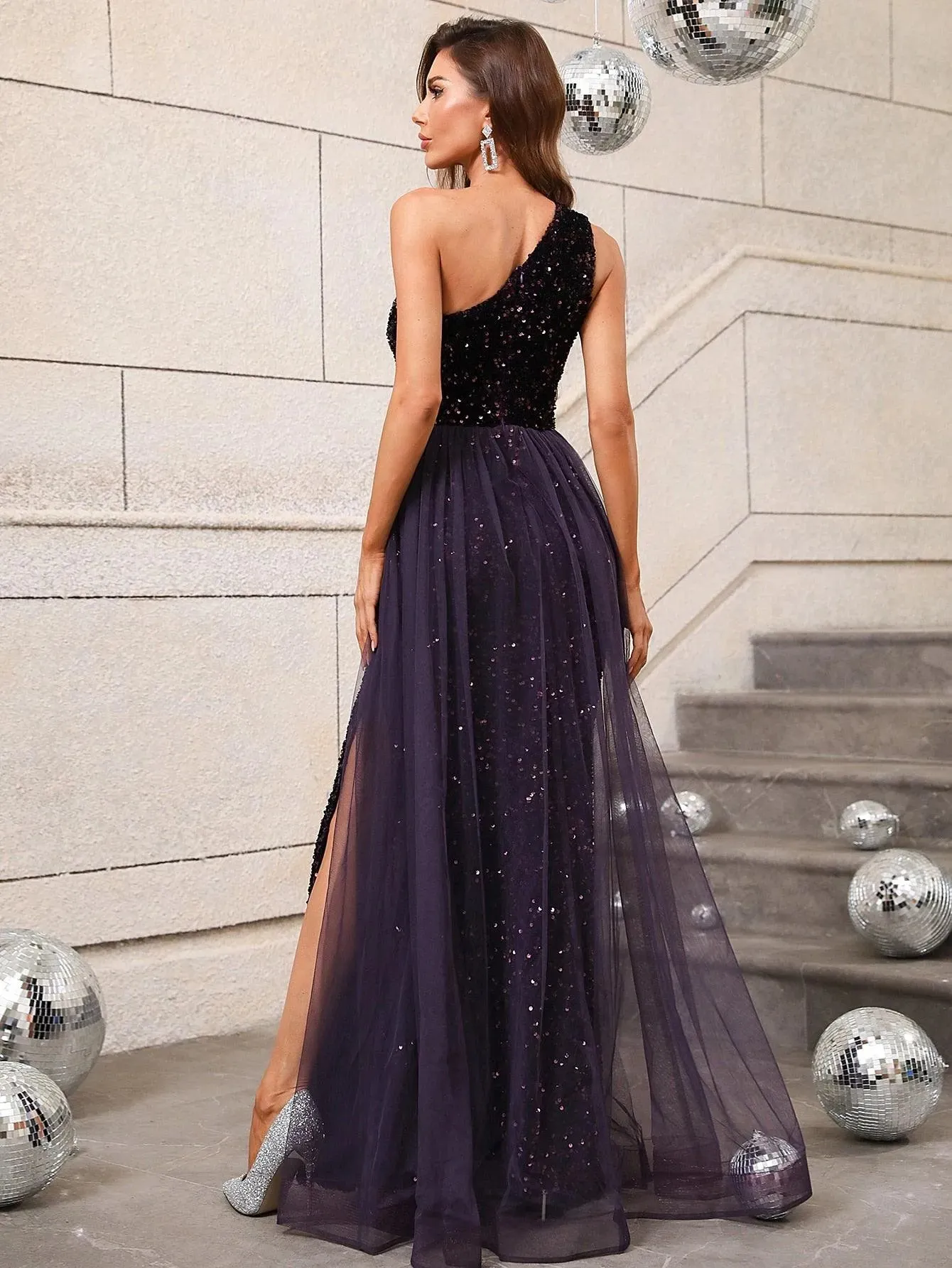 Elegant One Shoulder Sequin Mermaid Dresses