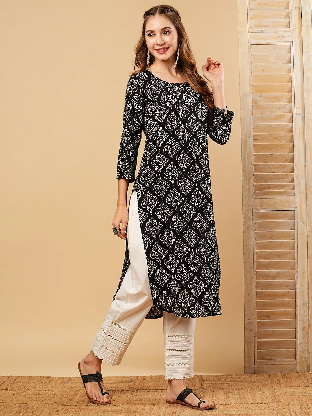 Ethnic Bandhani Printed Straight Fit Cotton Kurta - Black