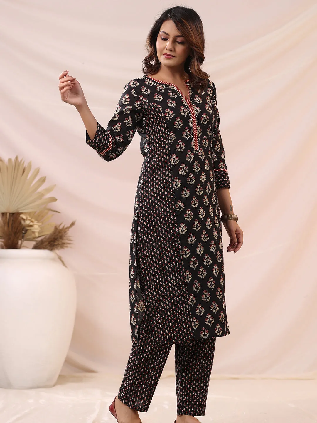 Ethnic Block Printed Sequins & Resham Embellished Kurta with Pants - Black