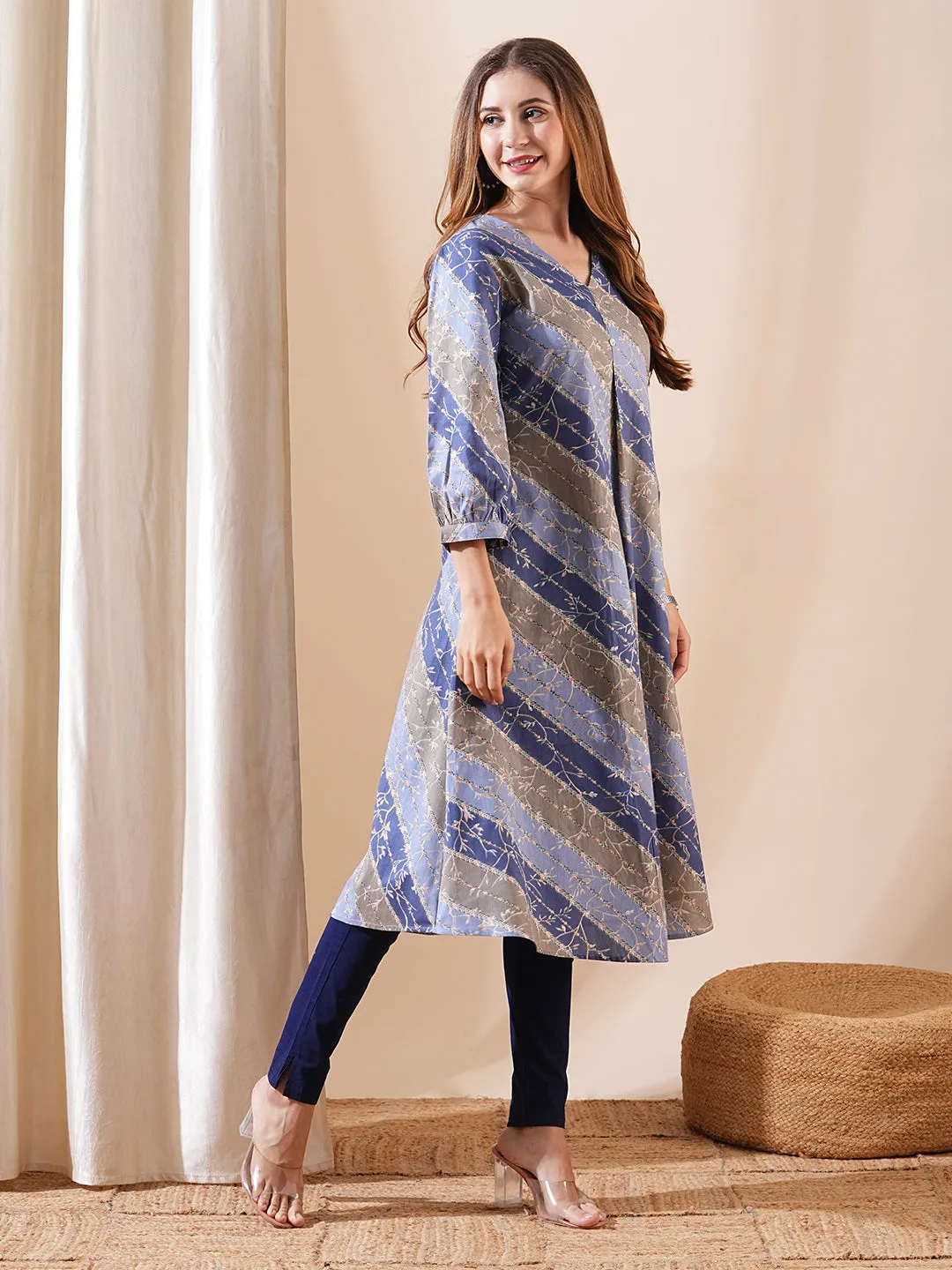 Ethnic Floral & Stripes Printed A-Line Kurta - Blue